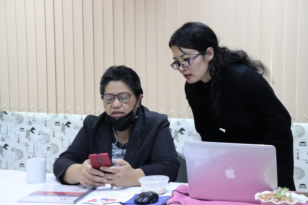 News and Events 298 International Visitor, China